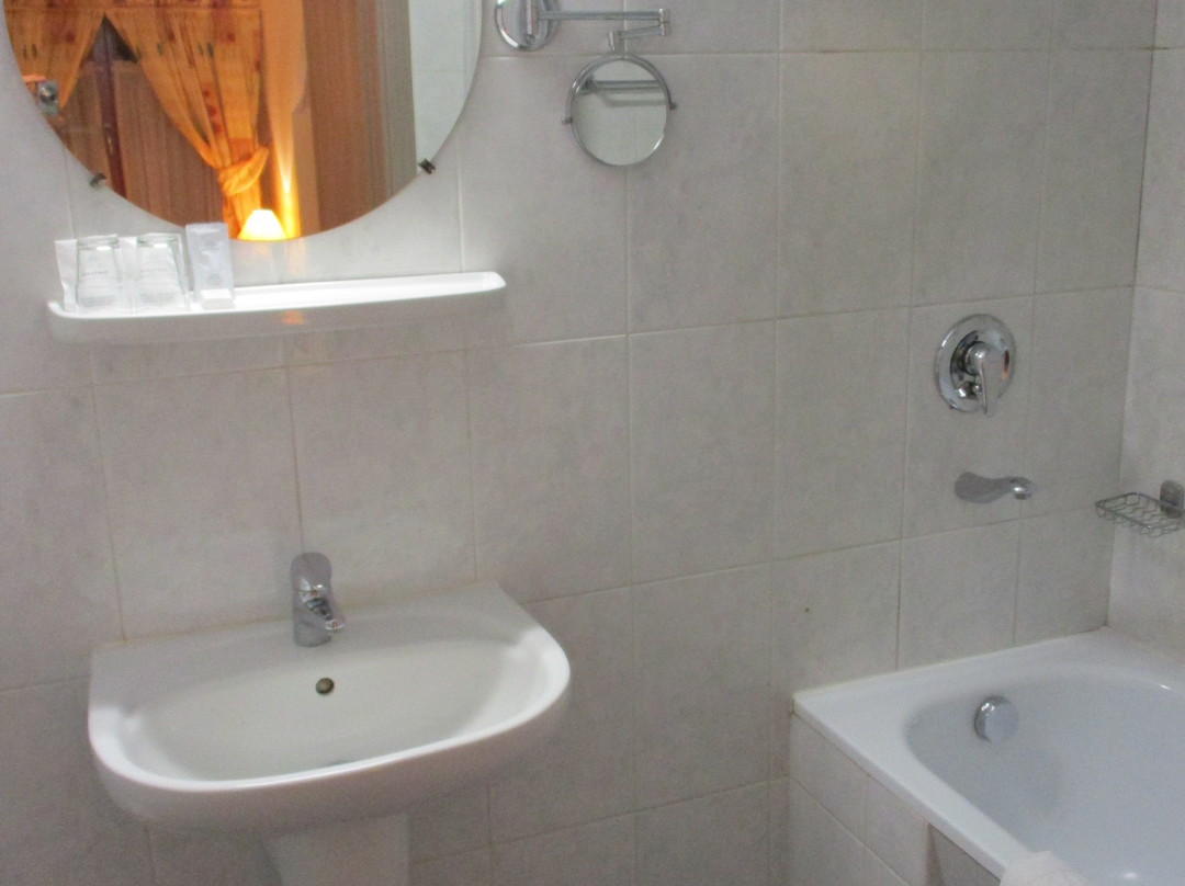 Hotel Harom Gunar主图