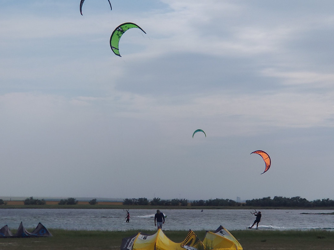 Kite Surfing School Tochka Otriva景点图片