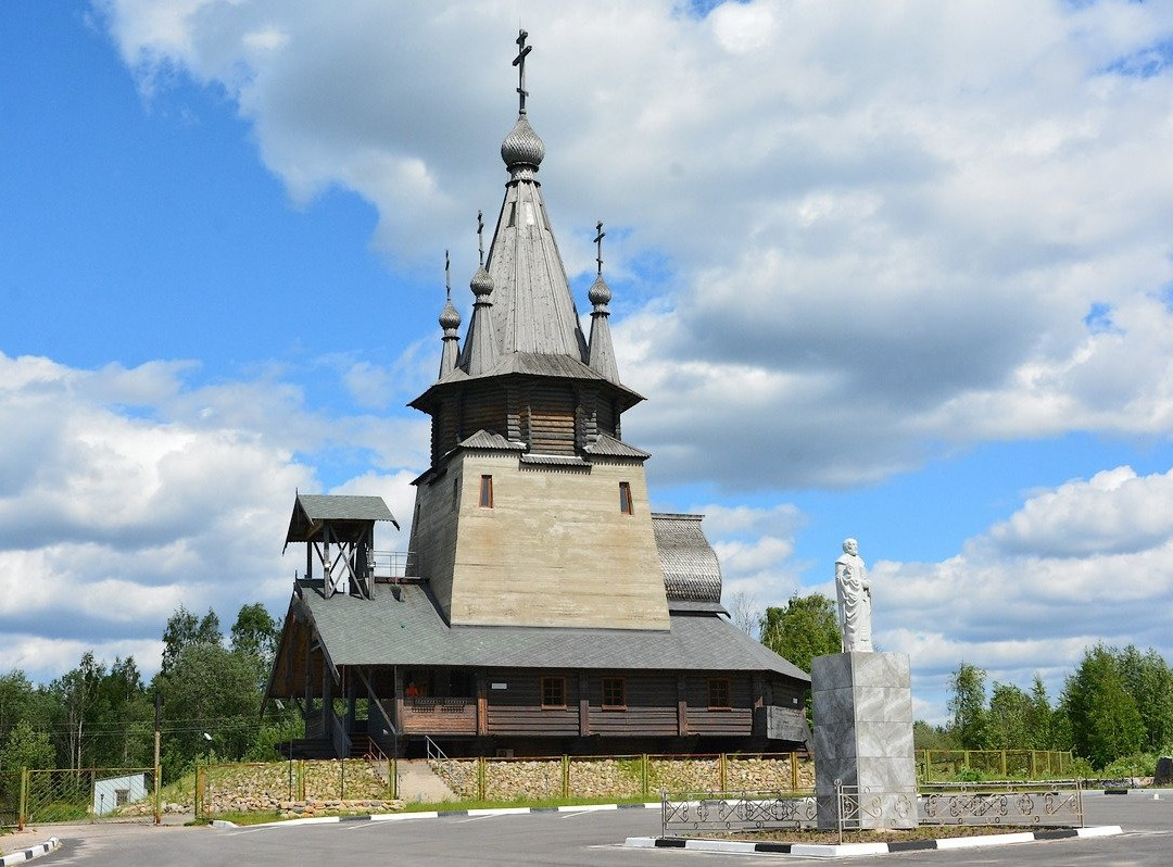 Svyatitelya Nikolaya Church景点图片