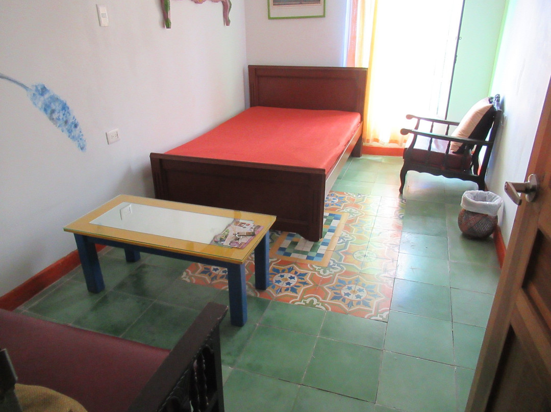 La Maison Violette主图