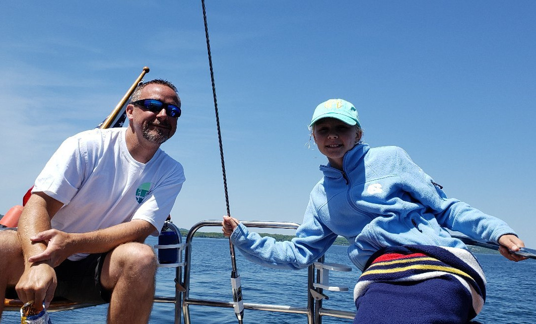 Great Lakes Sailing Company-特拉弗斯城必去景点