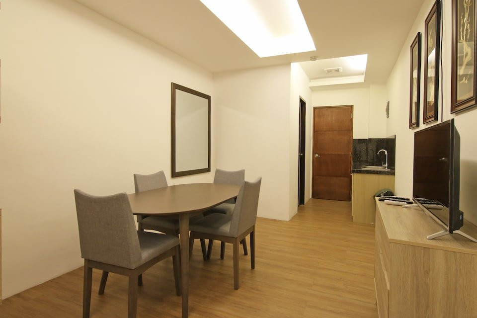 OYO 108 Spiral Suites主图