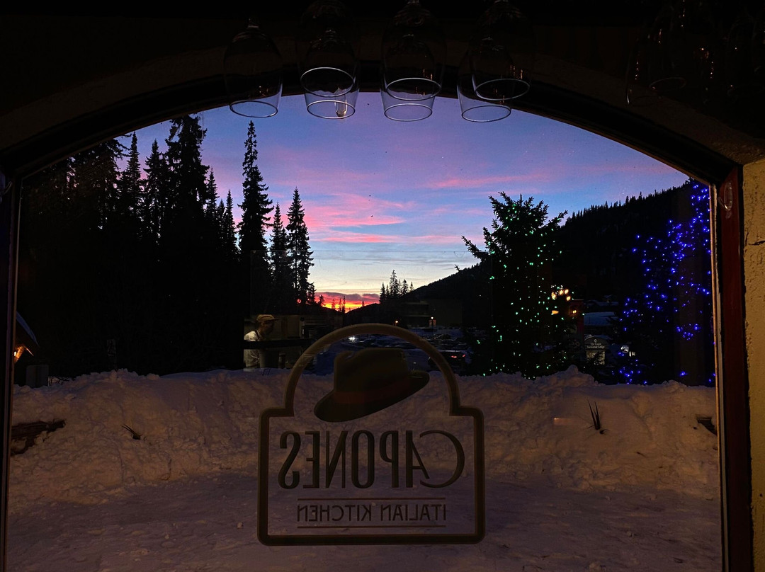 Capones Italian Kitchen