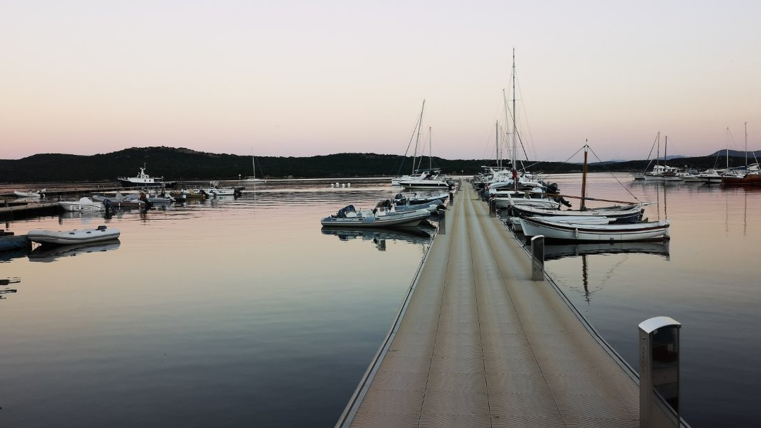 Si Adventure noleggio gommoni,catamarani  scuola vela-圣特雷莎加卢拉必去景点