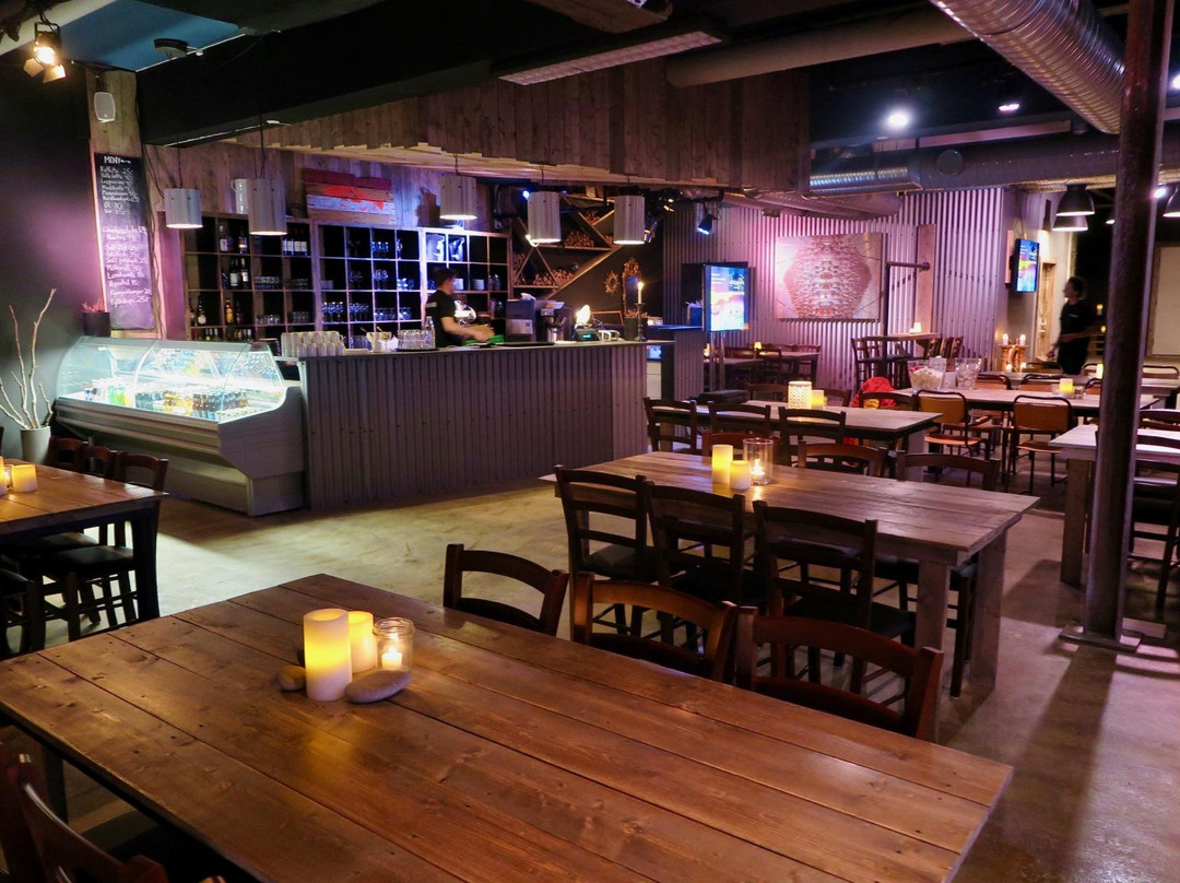Event House景点图片