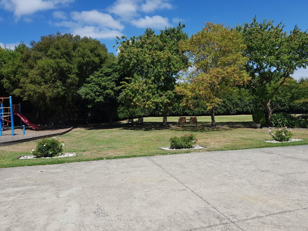 希尔斯汽车酒店主图