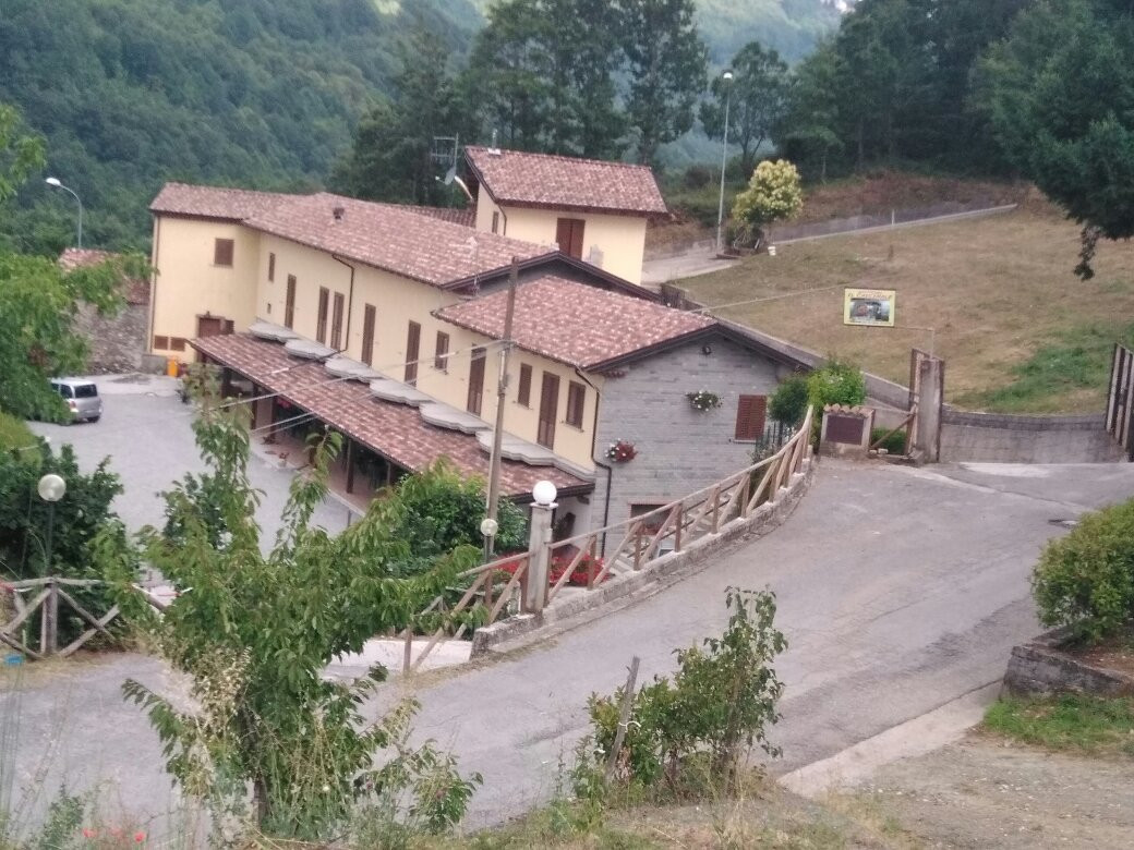Viggianello餐馆和美食-Agriturismo Il Cascinale
