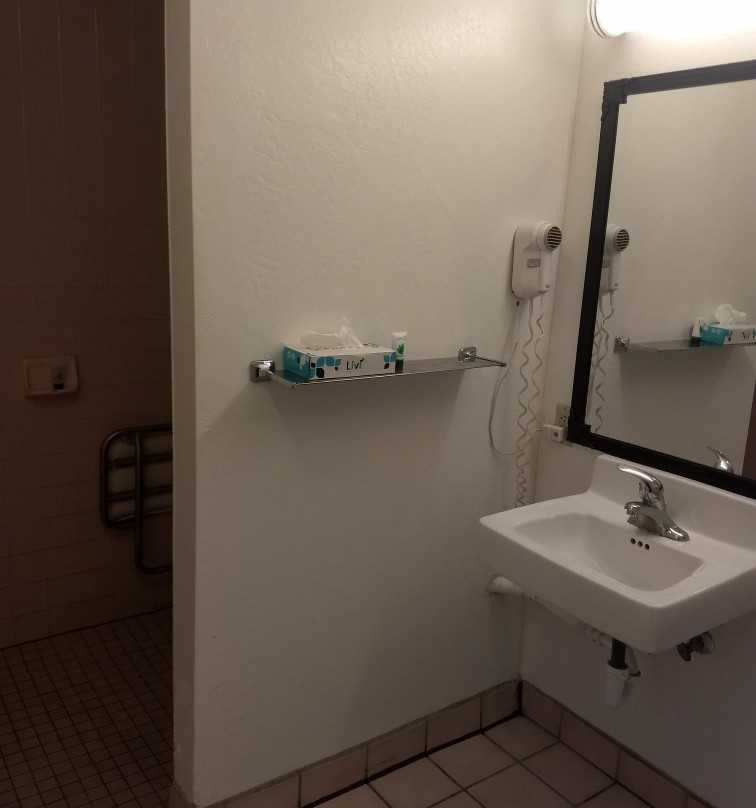 布劳利旅馆主图