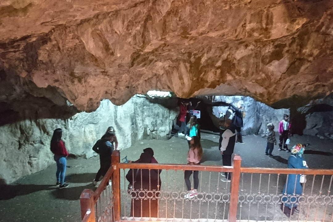 Eshab-i Kehf Cave Mosque景点图片