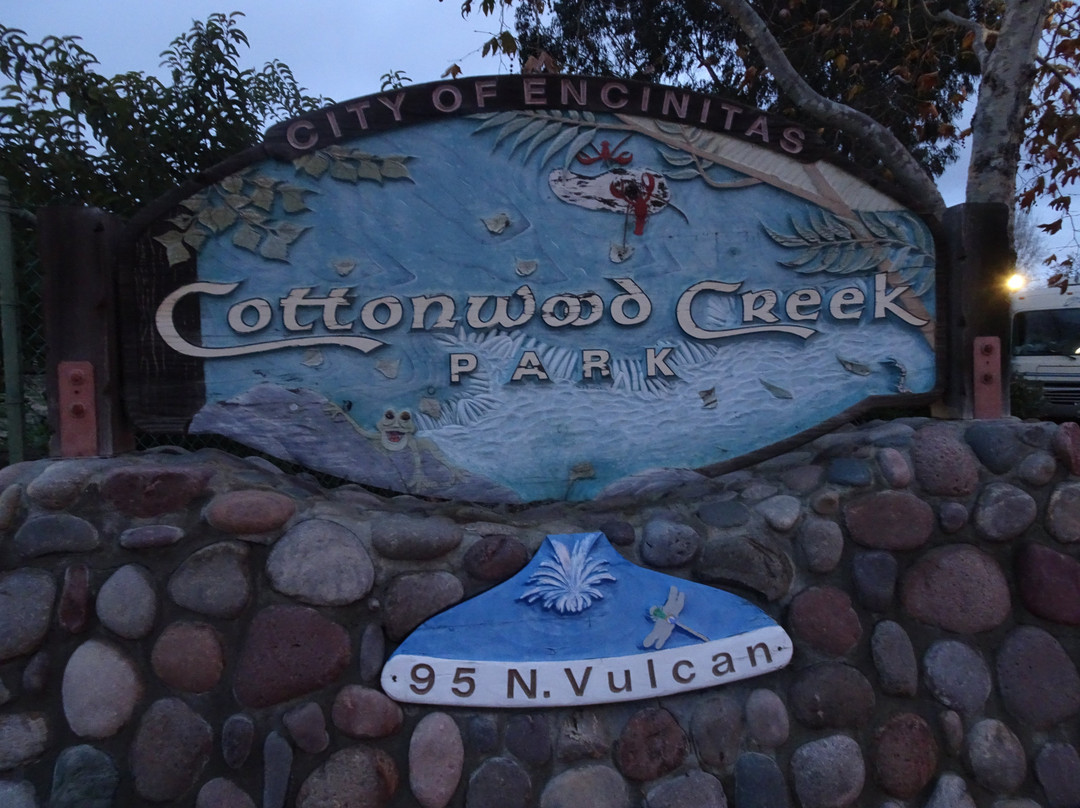 Cottonwood Creek Park-恩西尼塔斯必去景点