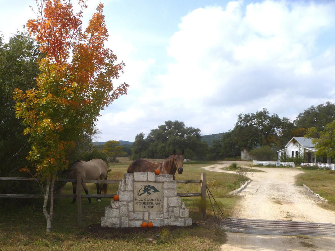 Hill Country Equestrian Lodge