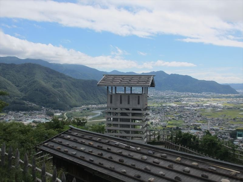 Joyama Historic Site Park (Arato Castle Remains)景点图片