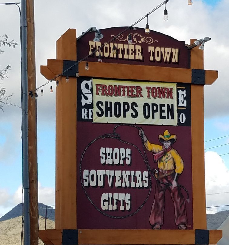 Frontier Town-洞溪必去景点