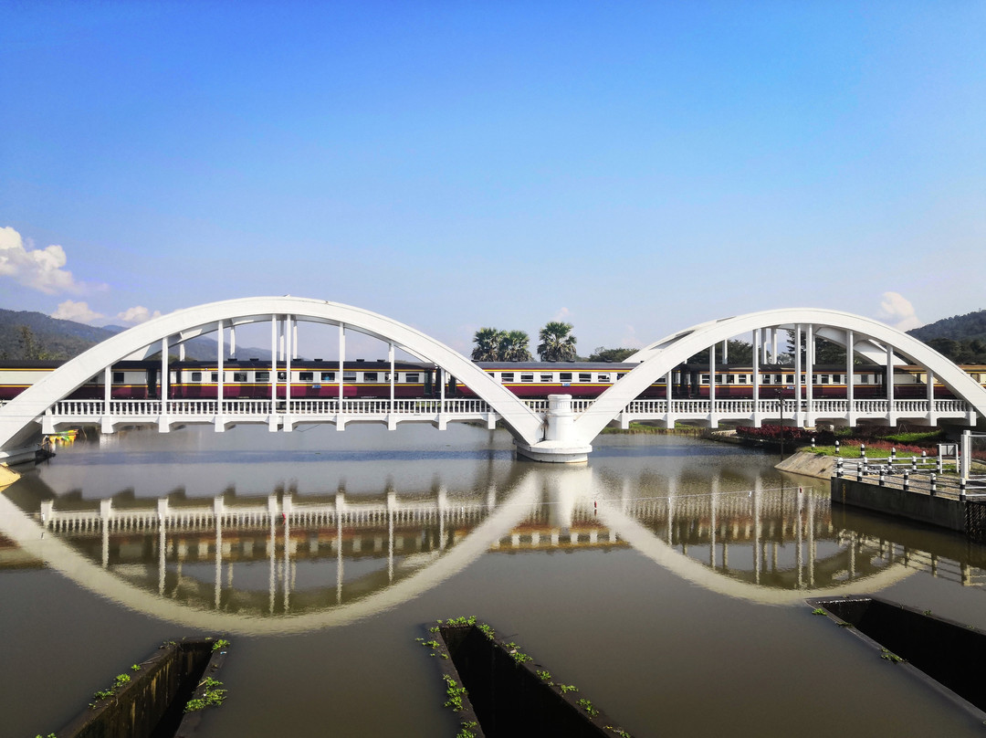 The White Bridge-Tha Pla Duk必去景点