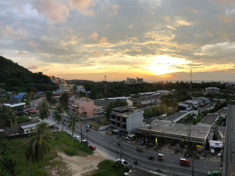 普吉岛艾康酒店主图