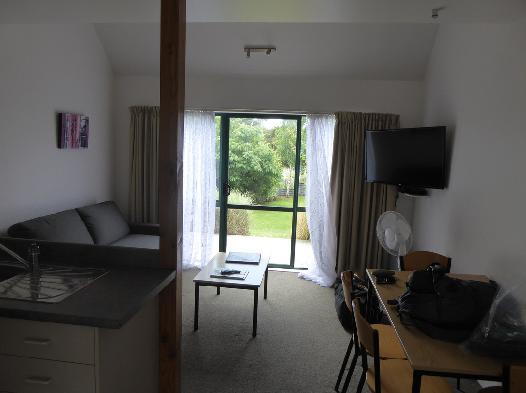 The Claremont Motel & Apartments主图