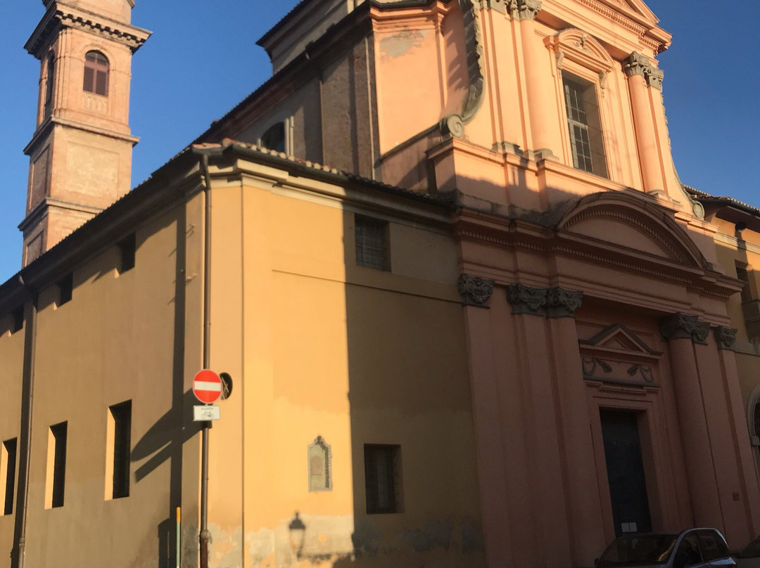 Chiesa di Santo Stefano delle Clarisse-伊莫拉必去景点