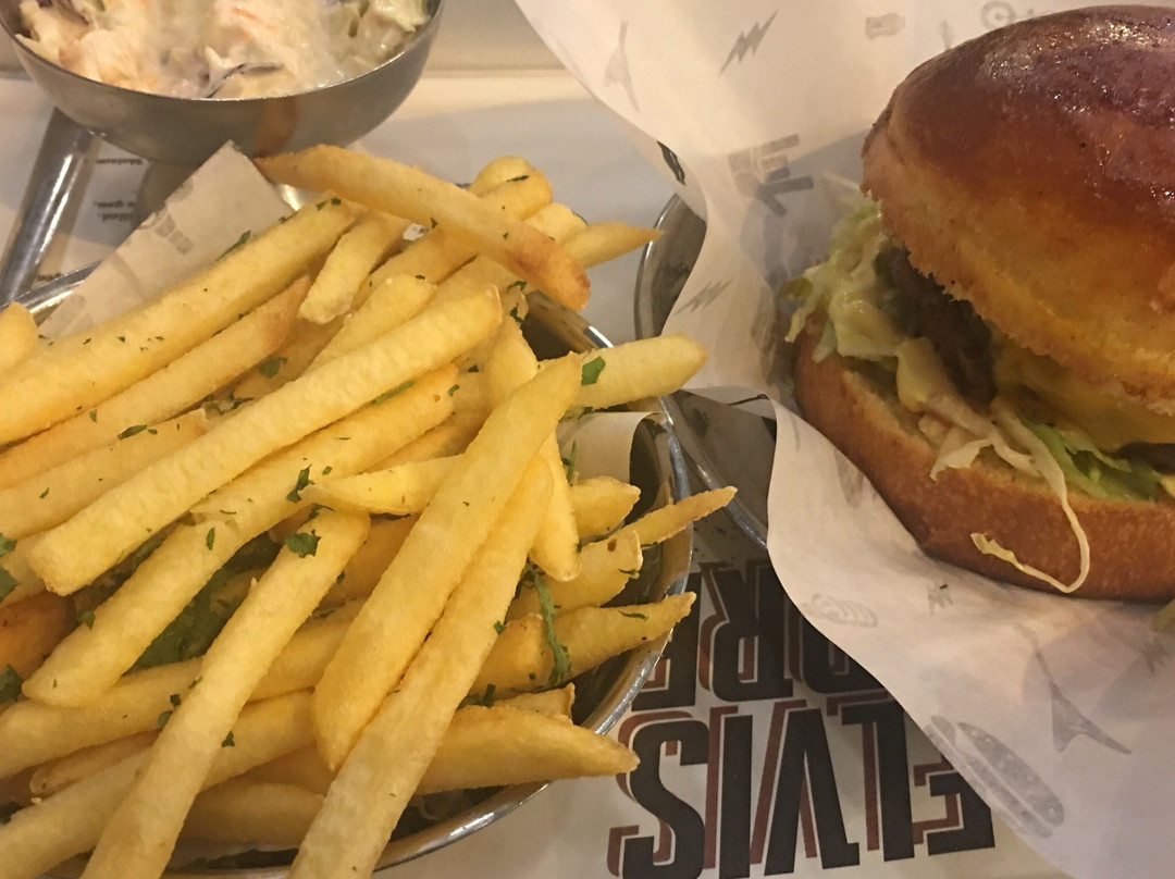 Denizkoy餐馆和美食-Rock 'N Burger