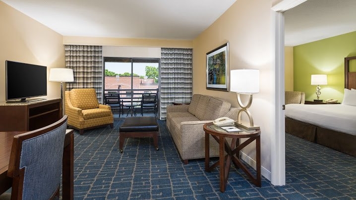 夏洛特南方公园希尔顿逸林酒店主图