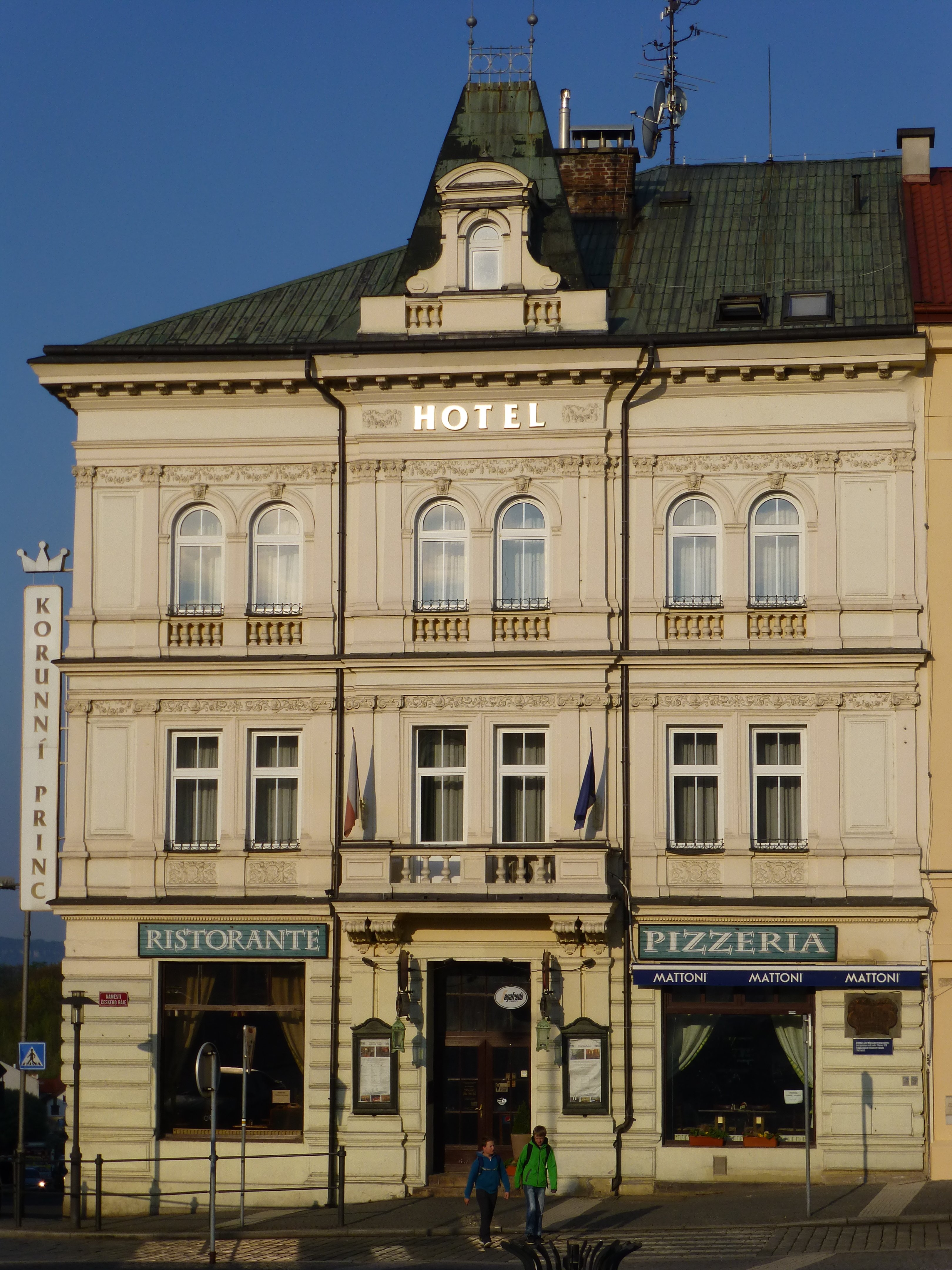Hotel Korunni Princ-官方