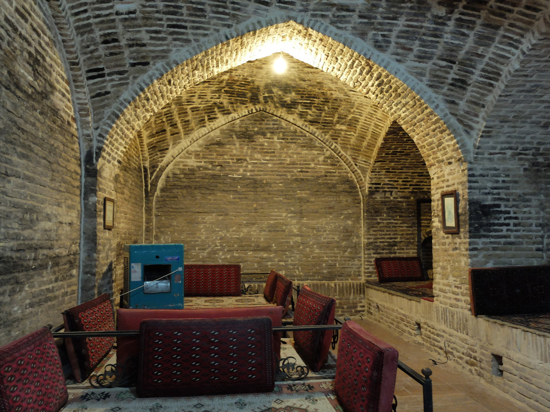 Pasangan Caravansary主图