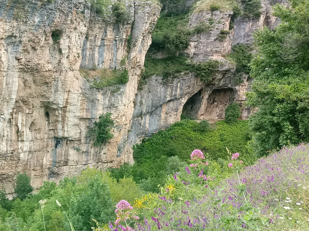 Lettomanoppello旅游景点-Grotta Sant'Angelo