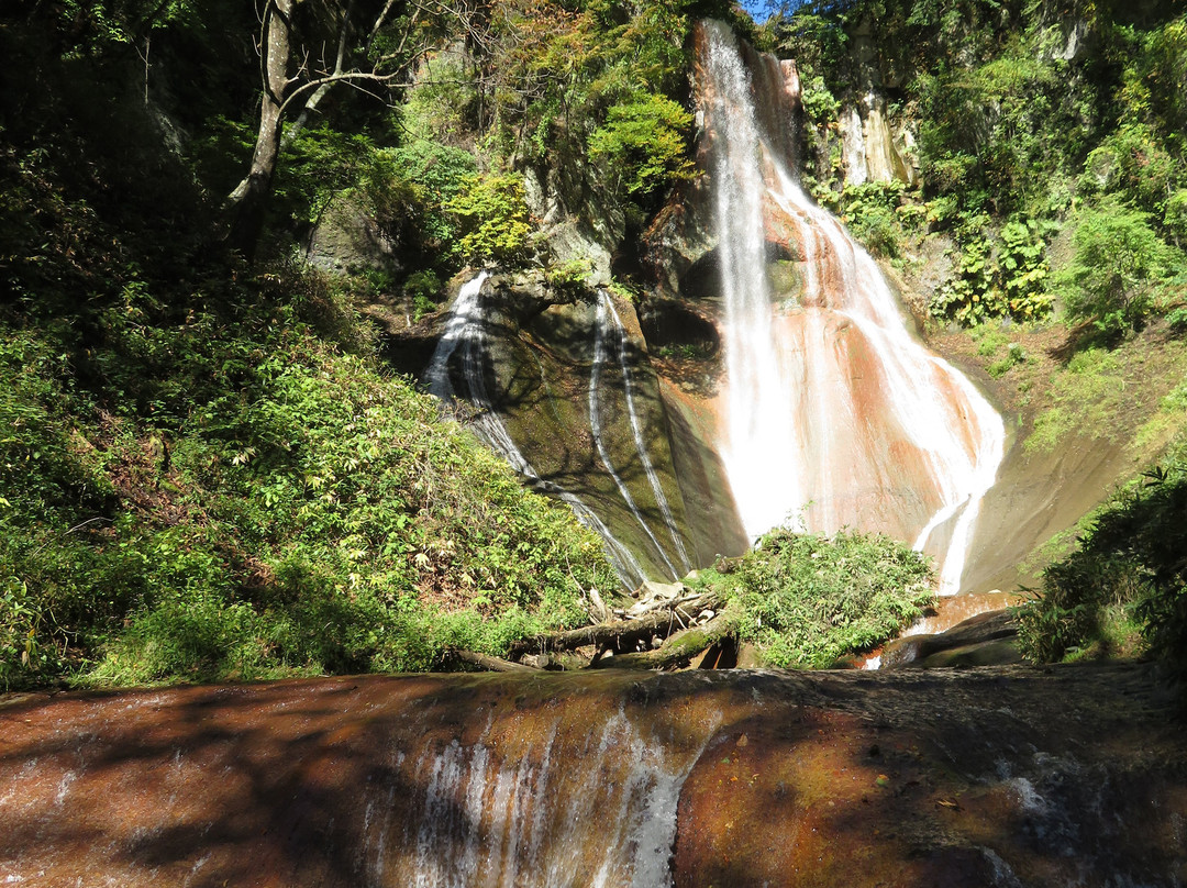 Osen Waterfall景点图片