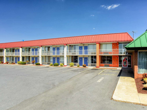 杰克逊VA 6号汽车旅馆主图