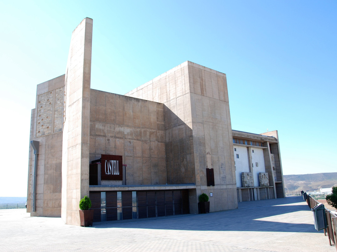 Iglesia de San Miguel Castillo景点图片