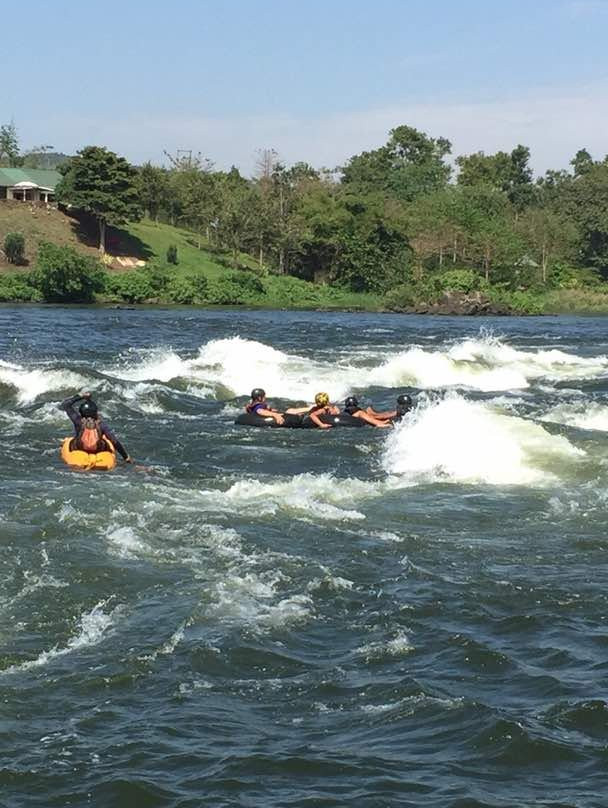 Tubing the Nile-金贾必去景点