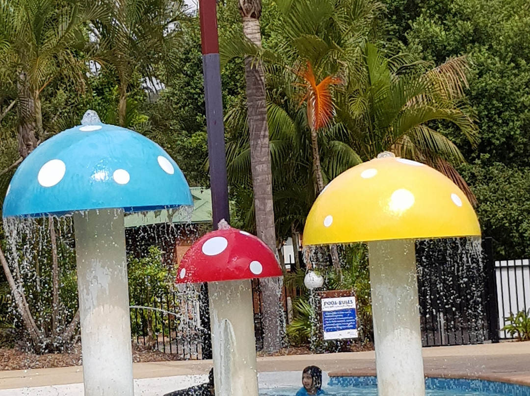 海洋海滩度假村和假日公园主图