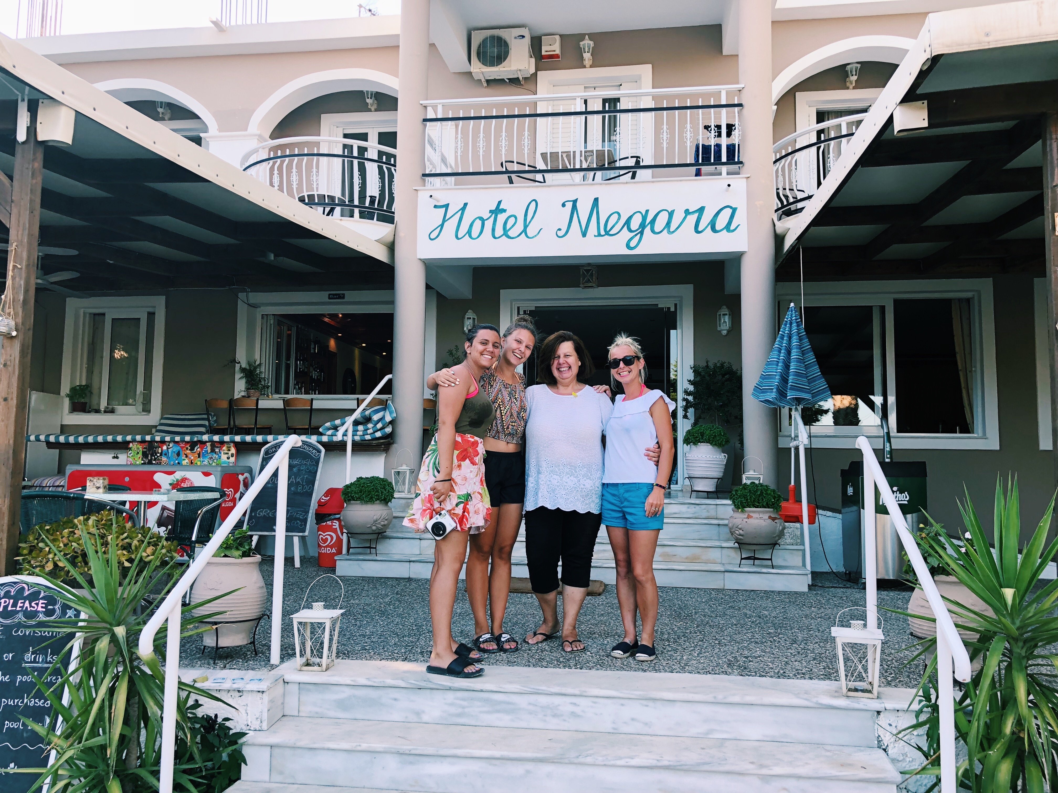 Hotel Megara-官方