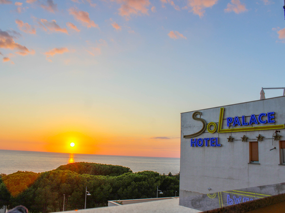 Hotel Sol Palace主图