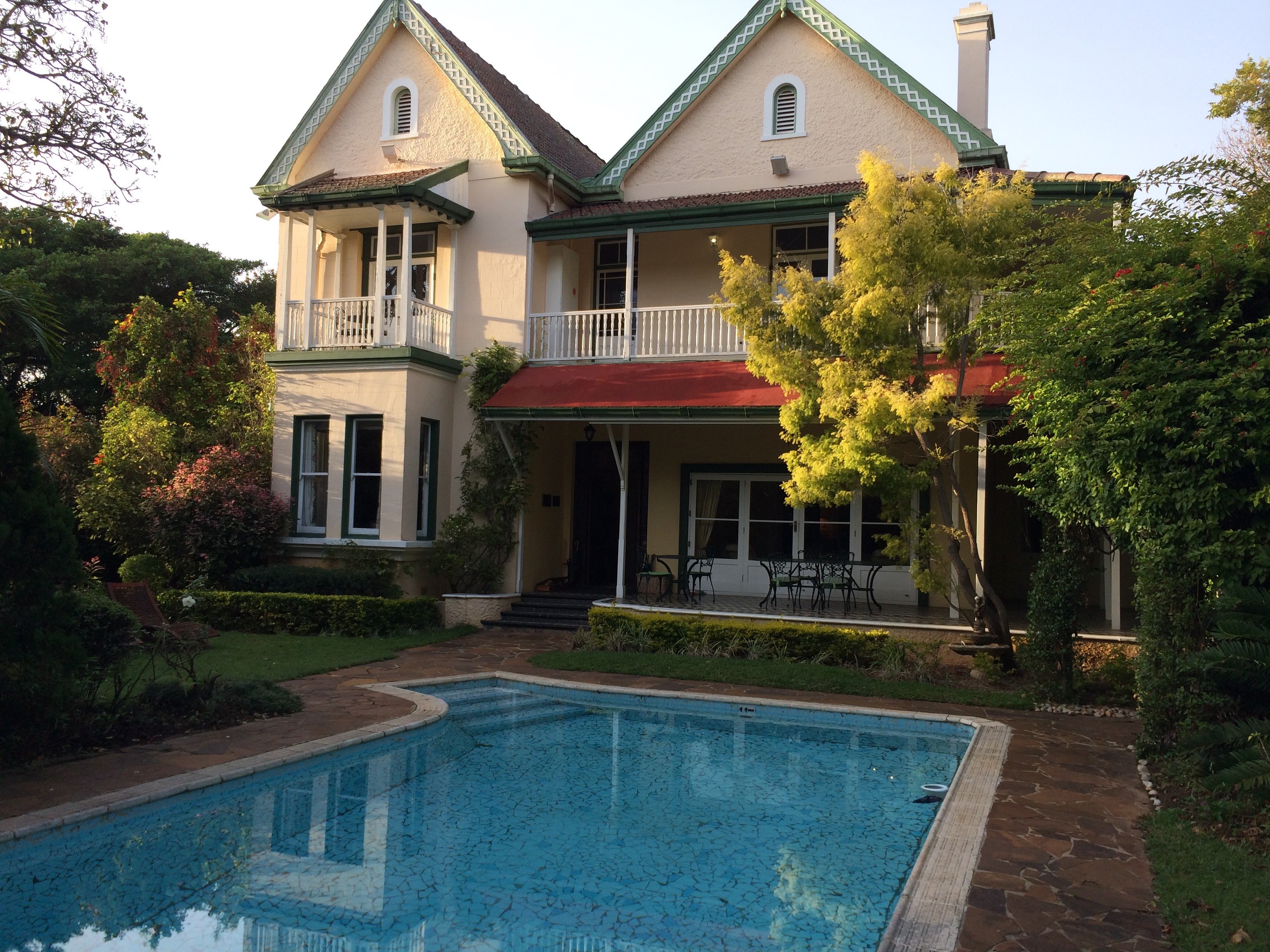 Hacklewood Hill Country House-浴室