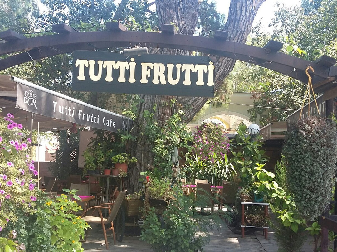 Tutti Frutti
