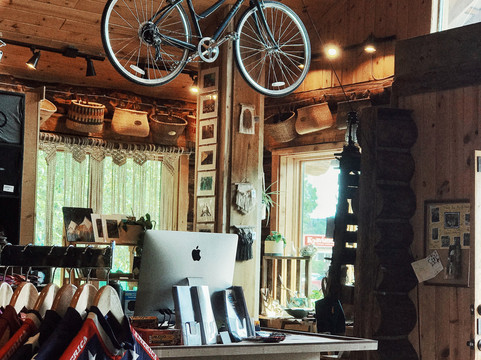 Talkeetna Gear Shop-塔尔基特纳必去景点