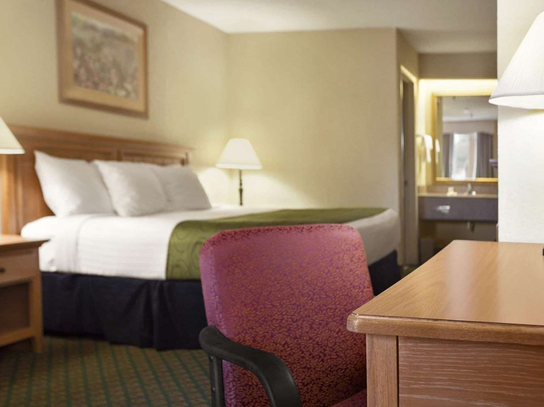 Days Inn & Suites by Wyndham Stuttgart主图