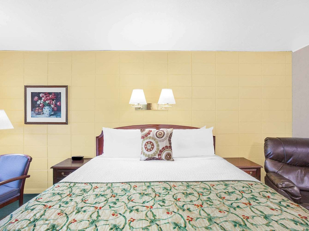 Knights Inn Fort Madison主图