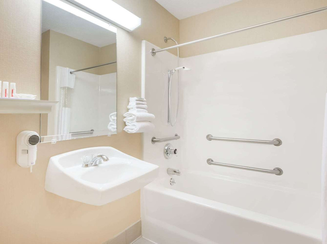 Baymont by Wyndham Athens主图