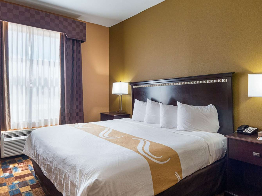 Quality Inn and Suites主图