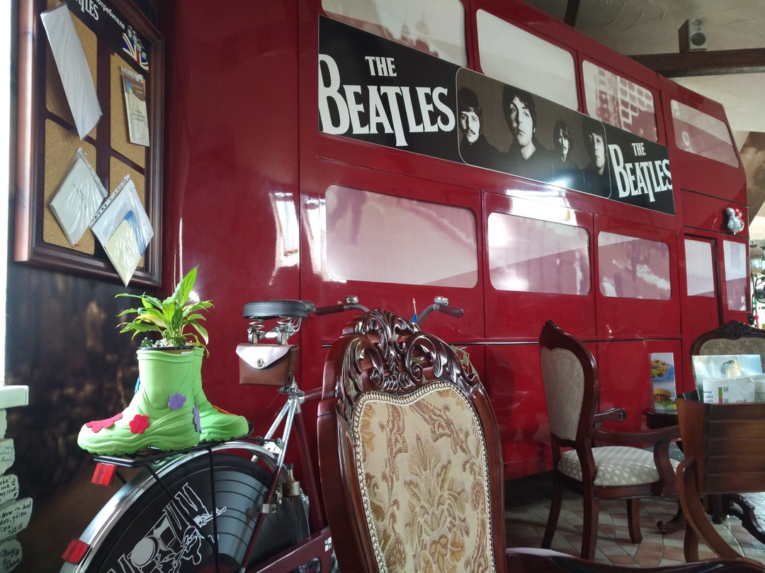Karnaukhovka餐馆和美食-Club-Kaffe The Beatles Liverpool