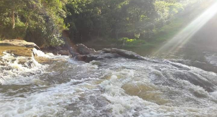 Cachoeira do Coqueiral-Monte Siao必去景点