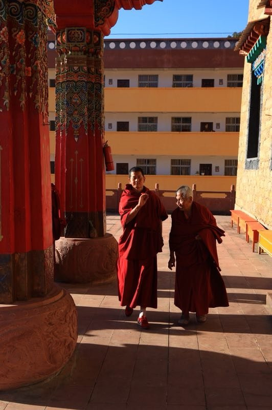 木里寺景点图片