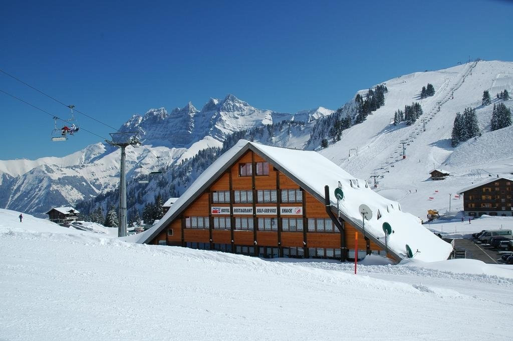 Les Crosets酒店住宿-Hôtel-Restaurant des Portes du Soleil
