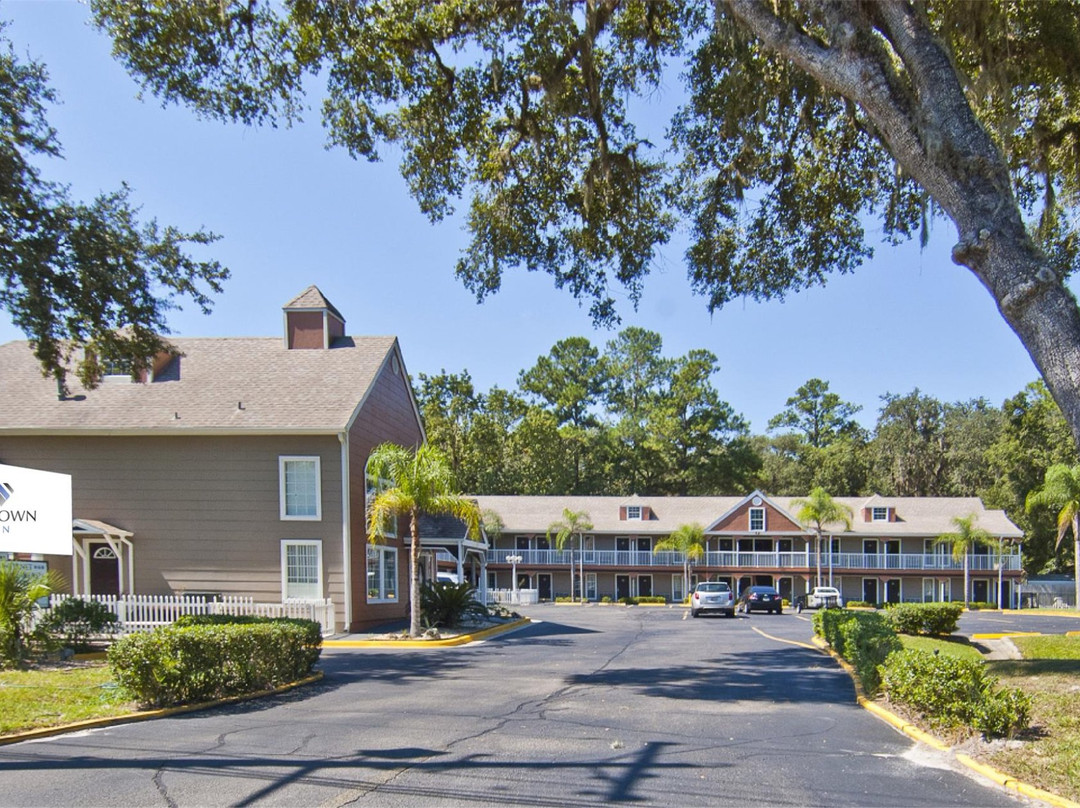 盖恩斯维尔豪生快捷酒店主图