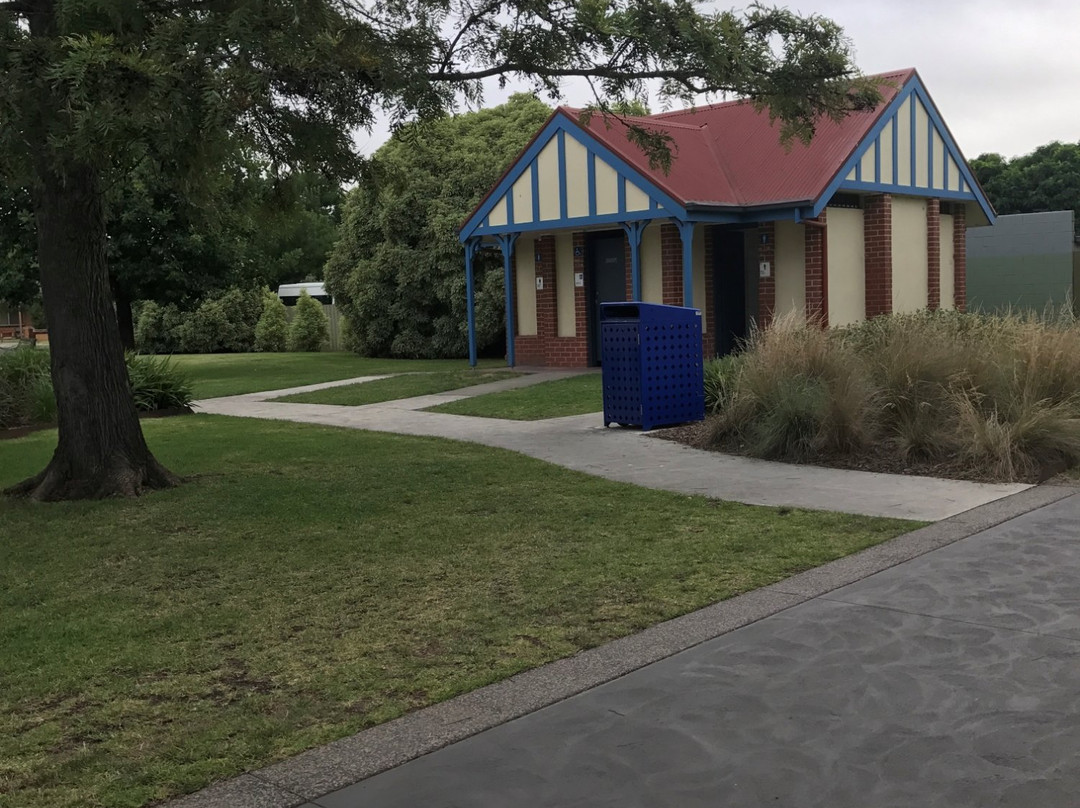 Stratford旅游景点-Stratford Memorial Park Playground
