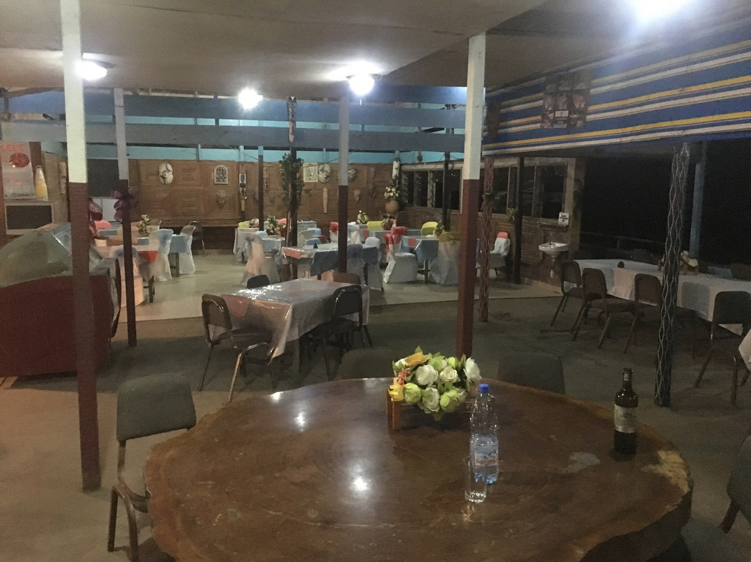 Tiko餐馆和美食-La Baleine Bleue