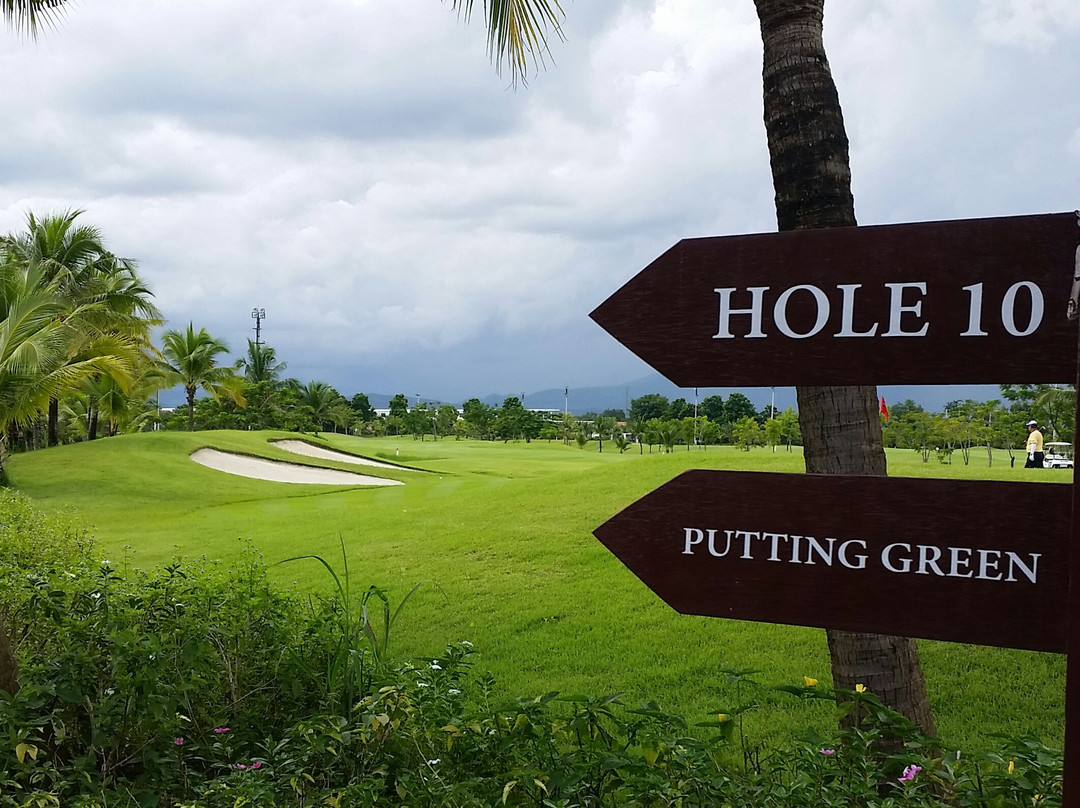 North Hill Golf Club-Ban Waen必去景点