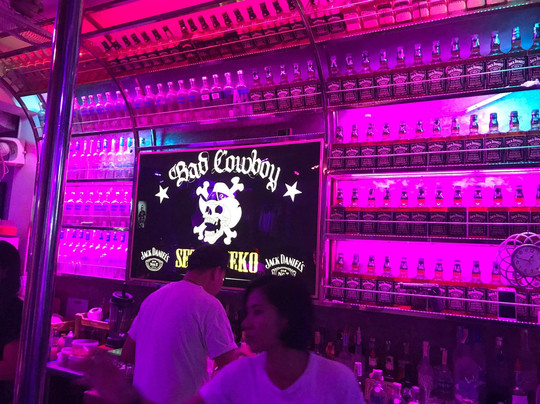 Seth Gueko Bar-芭东海滩必去景点