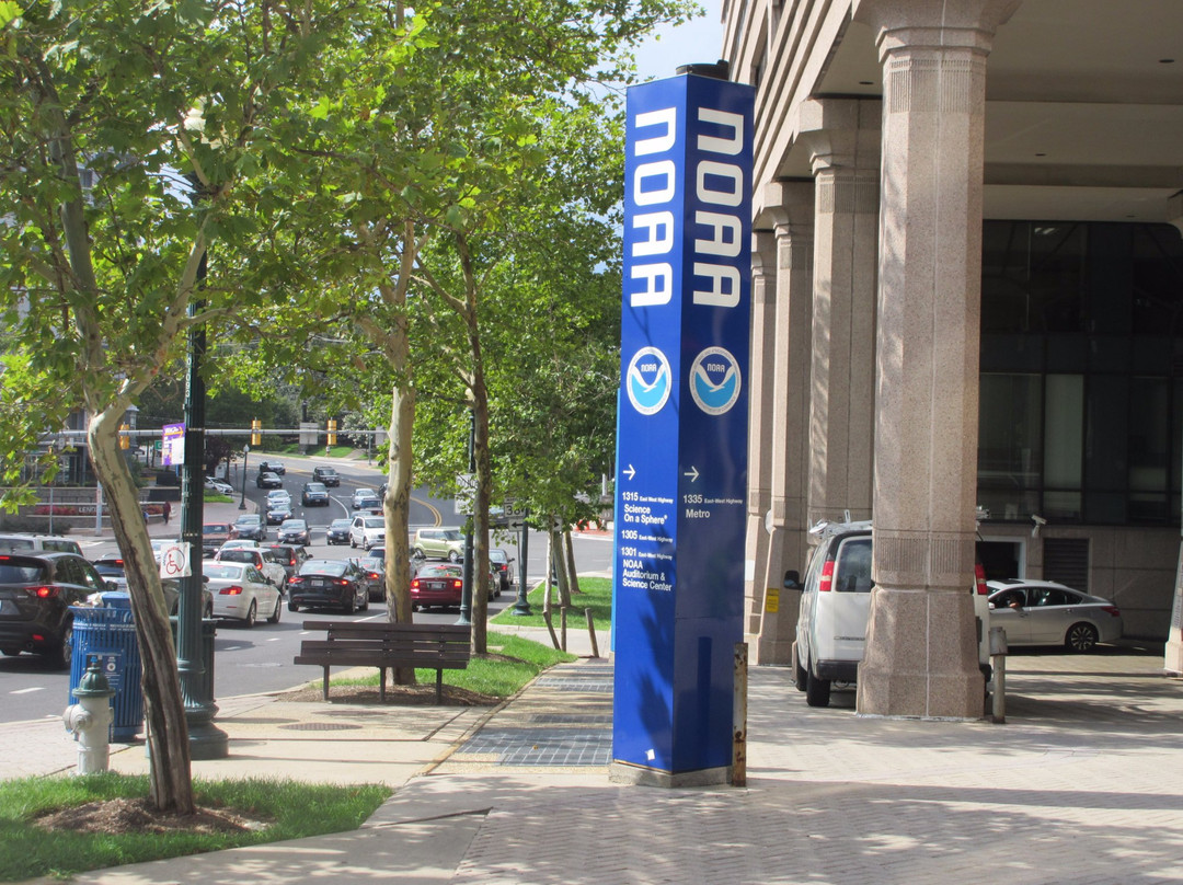 Gateway to NOAA-银泉必去景点